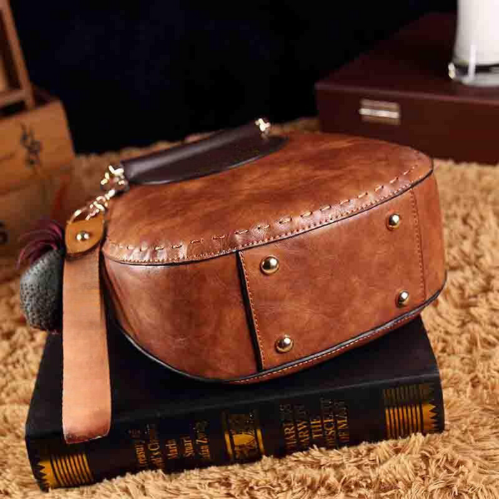 Vera - Sleek Crossbody