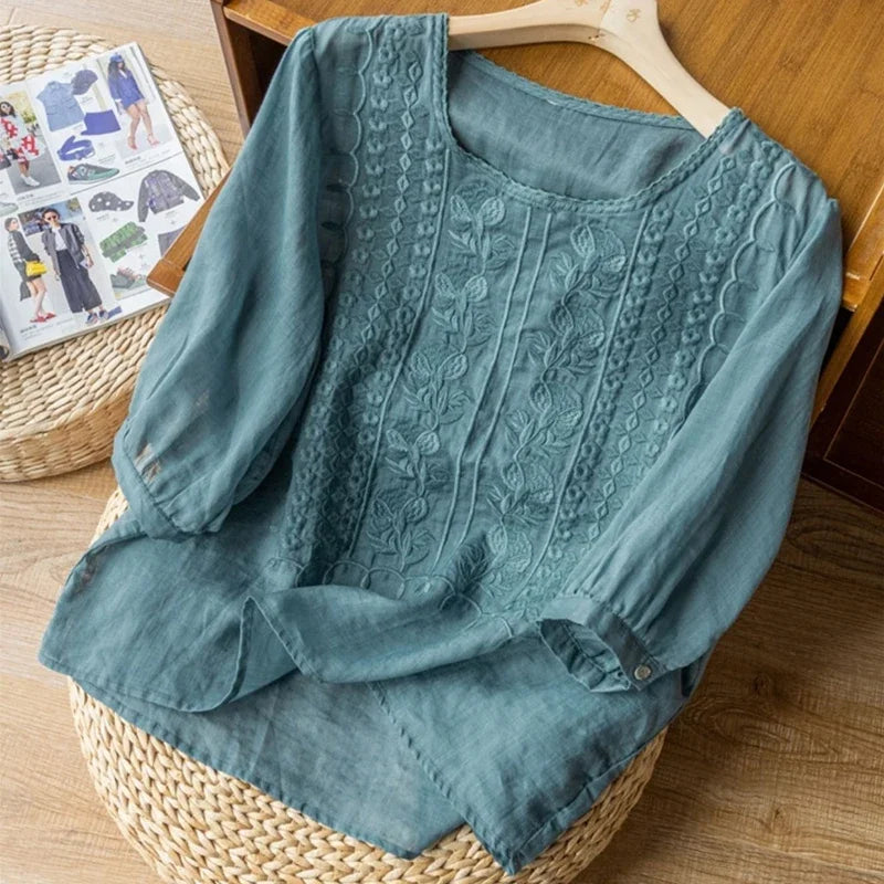 Arianna™ - Relaxed Lightweight Blouse