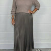 Claudia - Maxi dress with sweater and pleated skirt