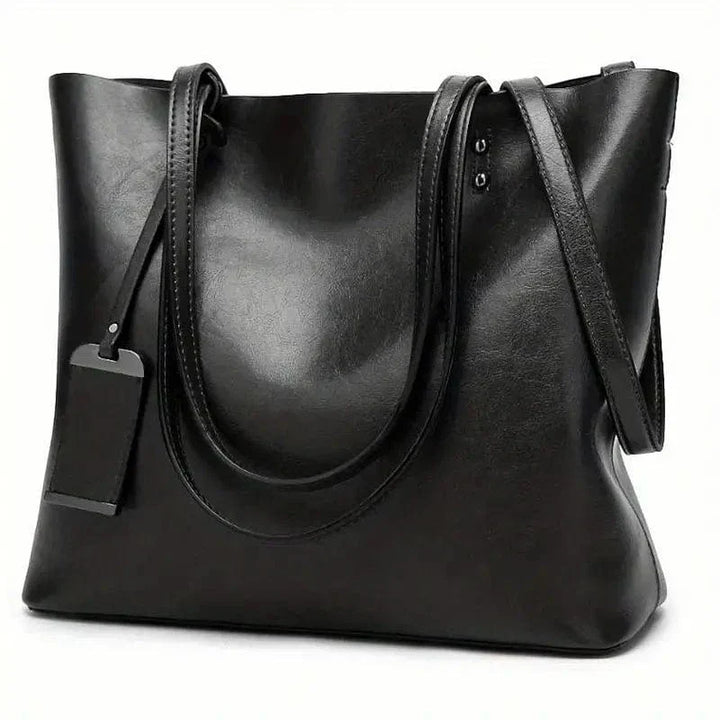 Elegant and versatile leather handbag