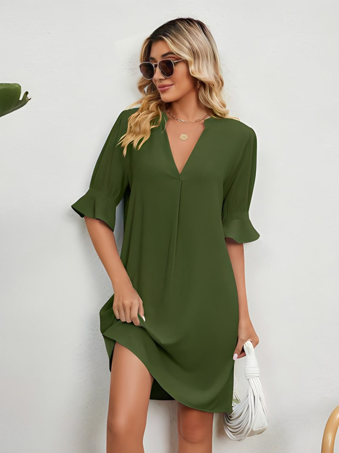 Elise - Loose V-Neck Pleated Dress